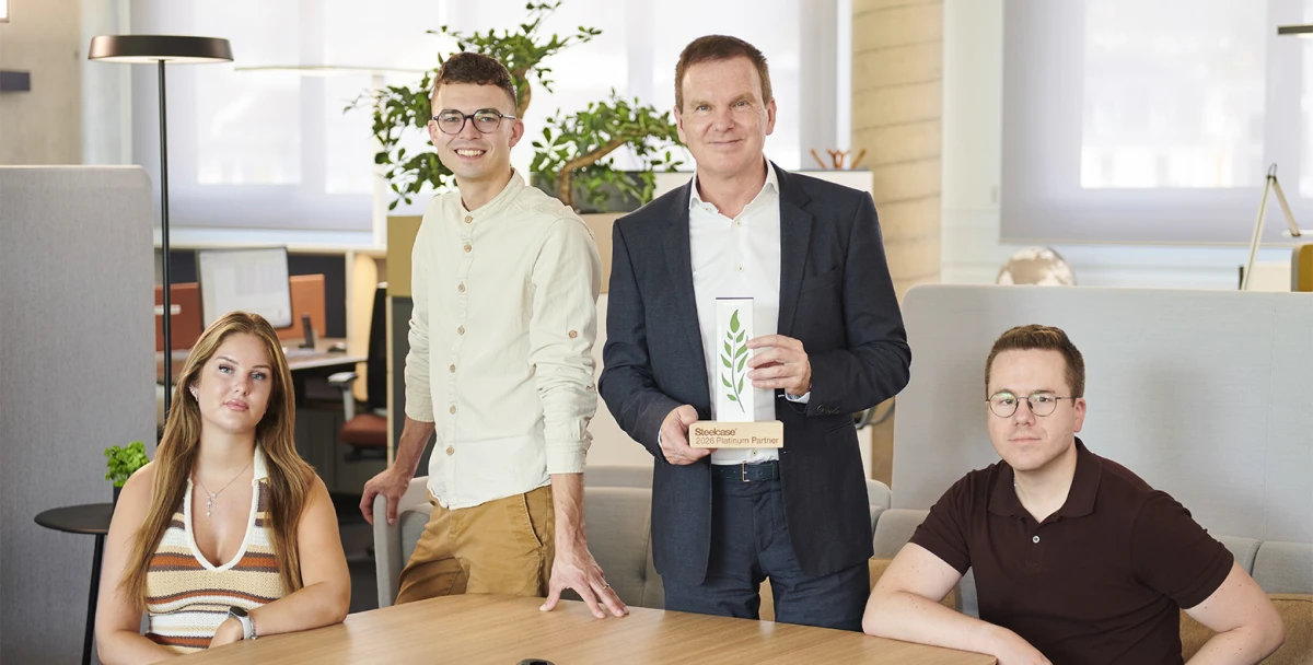 Villat Bureau reçoit le trophée Steelcase Platinium Partner