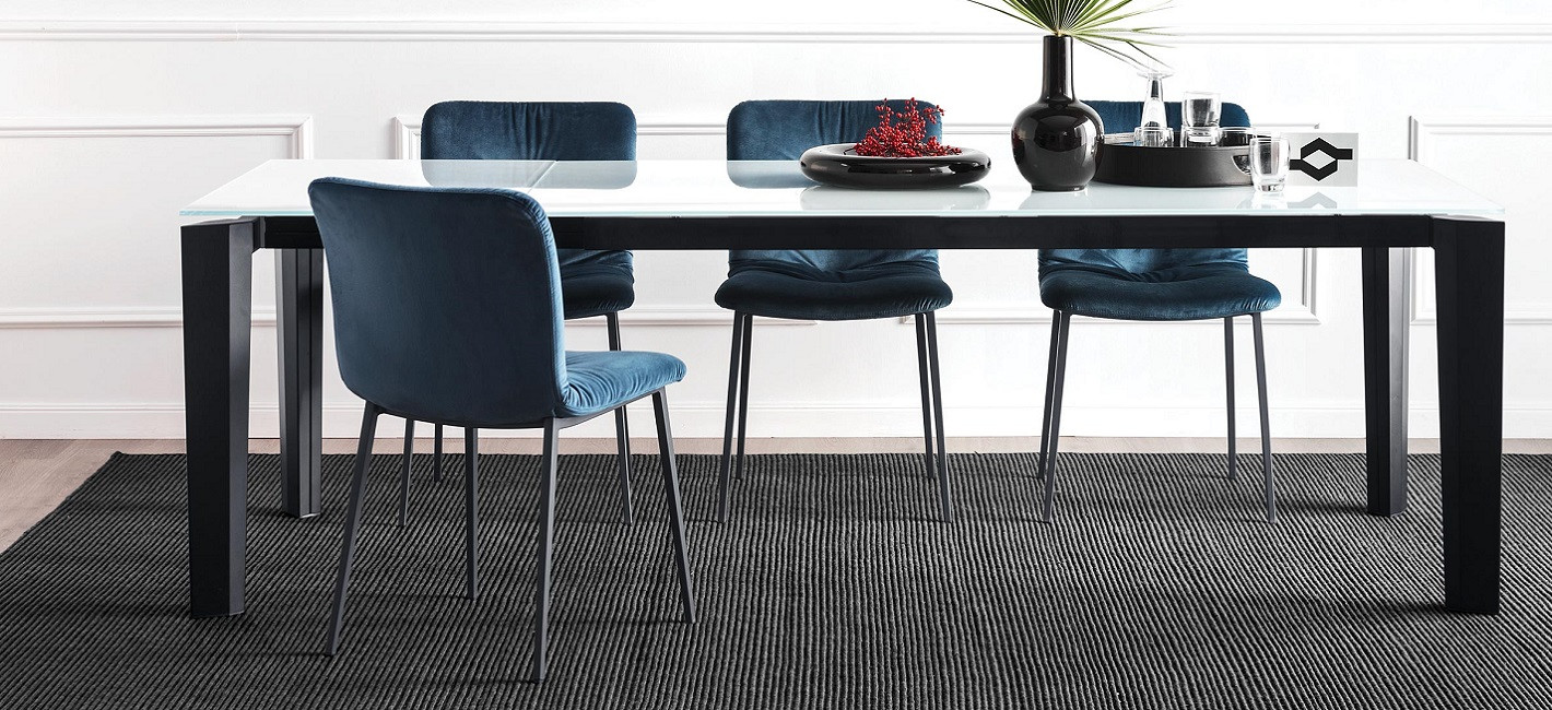 Table Delta et chaise Annie