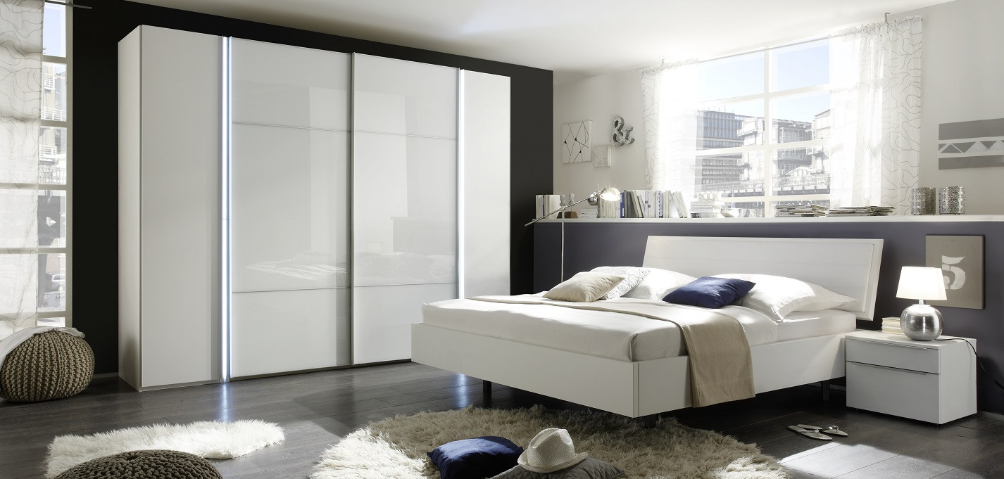 Lit Sonyo et armoire Savena de Nolte Möbel