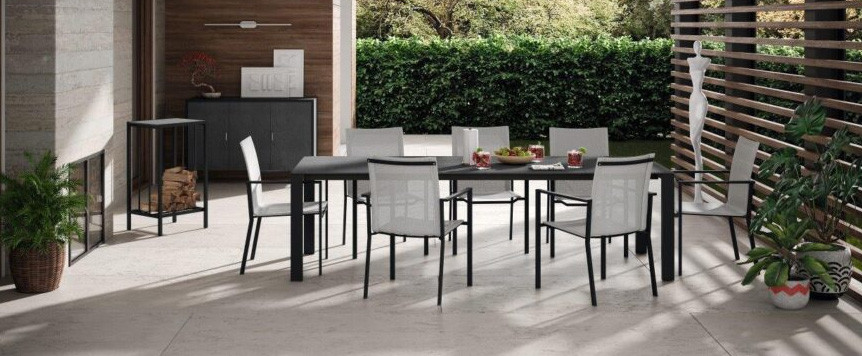 Table Valera et chaises Slim