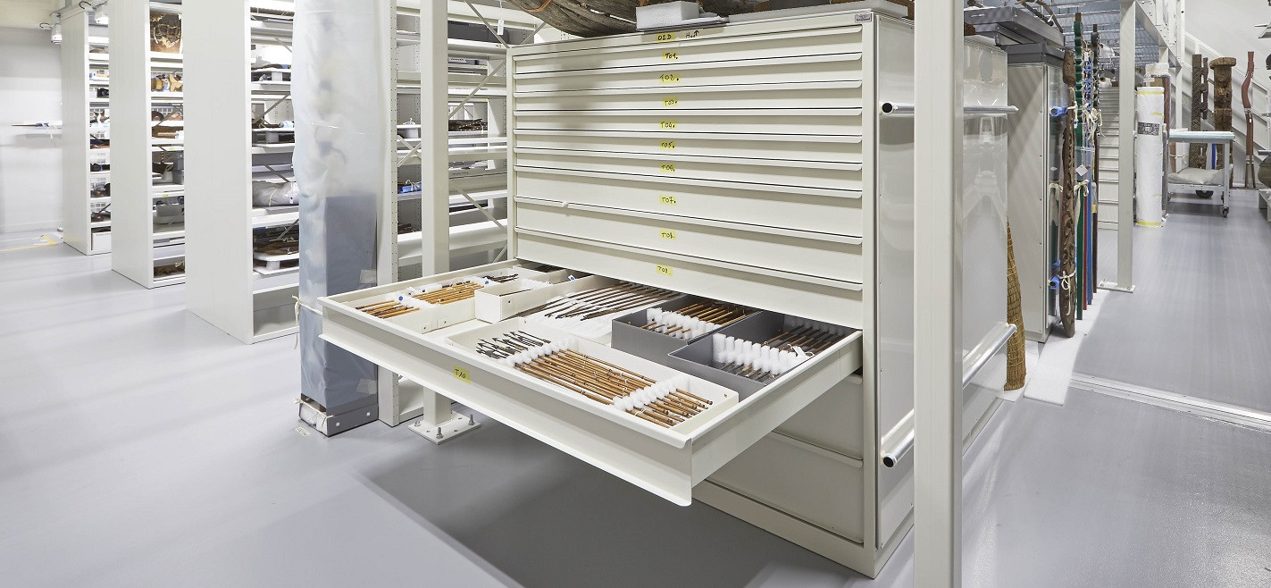 Rangement avec tiroirs