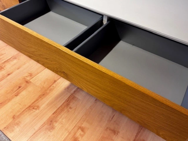 Buffet Timber