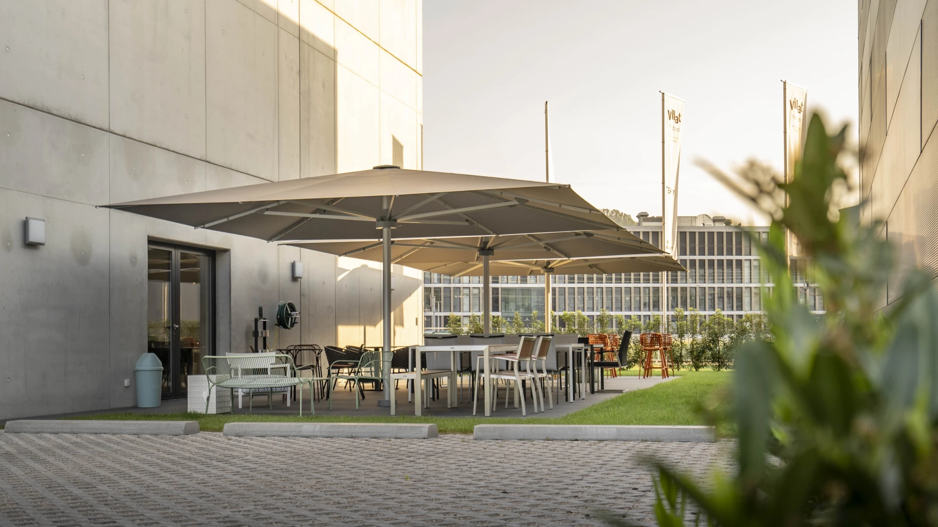 400 m² de terrasse dédiés au mobilier de jardin à Delémont